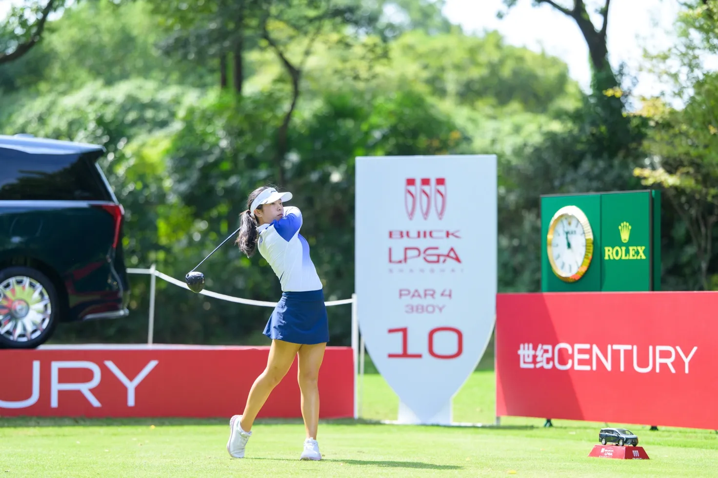 崔慧珍-9领跑2026别克LPGA锦标赛，殷若宁两杆之差明日冲冠